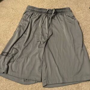 Under Armour Men’s Grey Shorts Size Medium